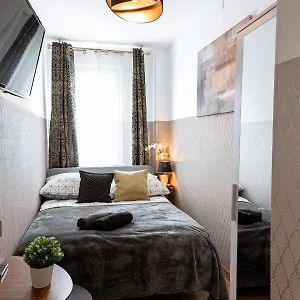 Хостел Clicktheflat Conrada, Варшава
